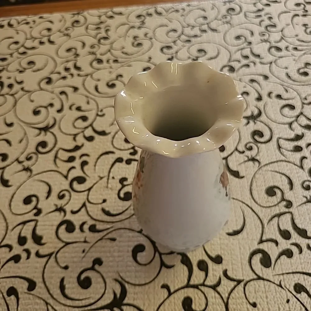 Pomeranian and Chihuahua  Vase